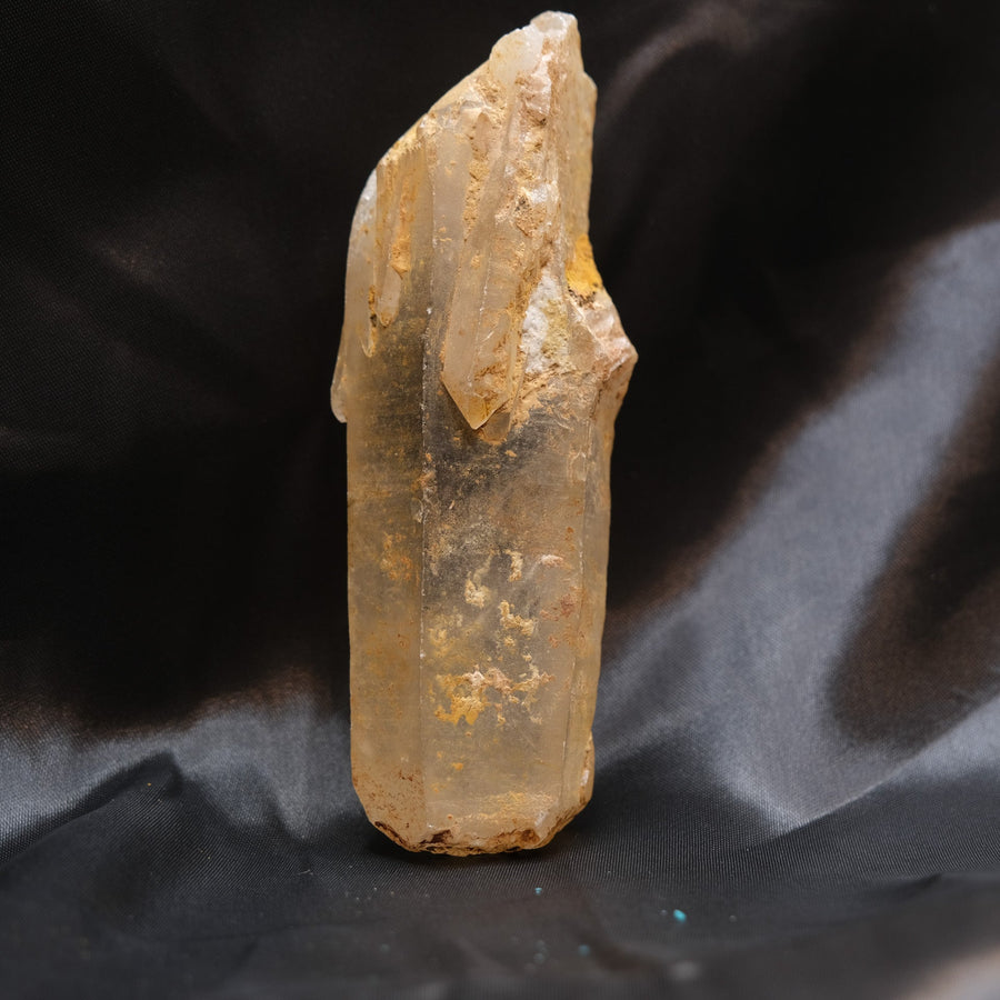 Lemurian Golden Seed krystall på hele 266 gram - Sacha Hudpleie